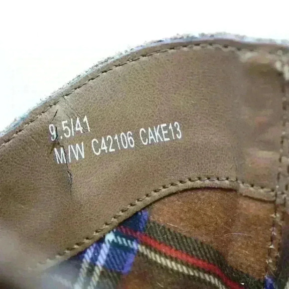 Born Boc Women’s Brown Suede Leather Studs Western Cowboy Ankle Boots Sz US 9.5 - Picture 9 of 10